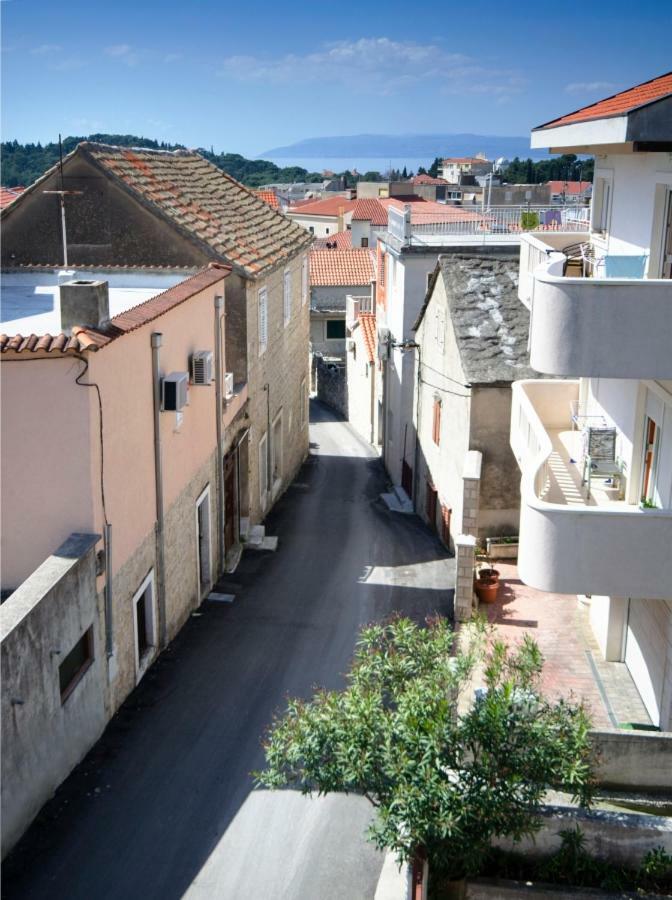 Two-Bedroom Apartment In The Centre Makarska Exteriör bild